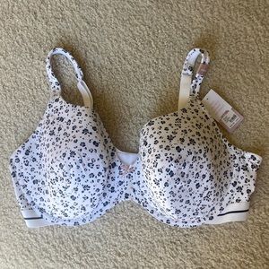 NWT Cacique “The Cotton Collection” 42 DDD/ 42F Lightly Lined white T-shirt Bra